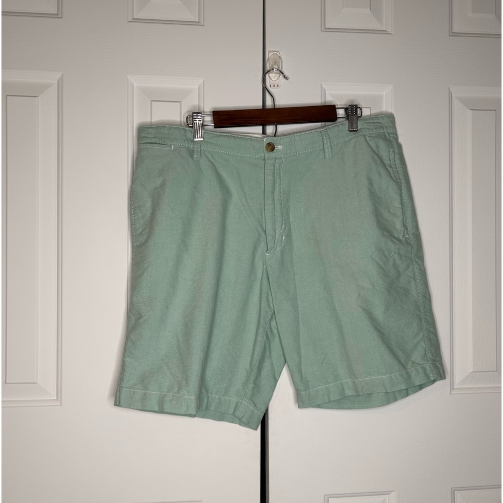 Chaps mint green shorts